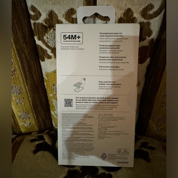 Belkin ScreenForce Tempered Screen Protector iPhone 15 Pro NEW! - Picture 2 of 3